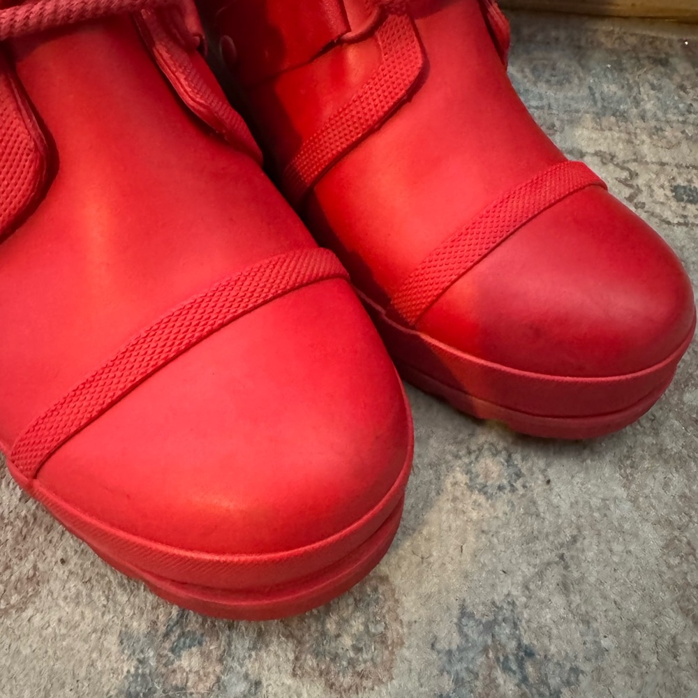 Sorel Joan Women's Red Wedge Rain Boots - Picture 5 of 7